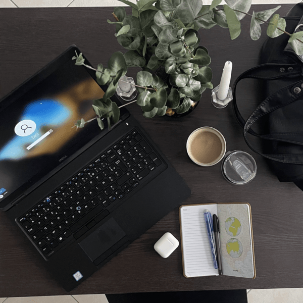 HITTO™ - Mug noir – Image 6